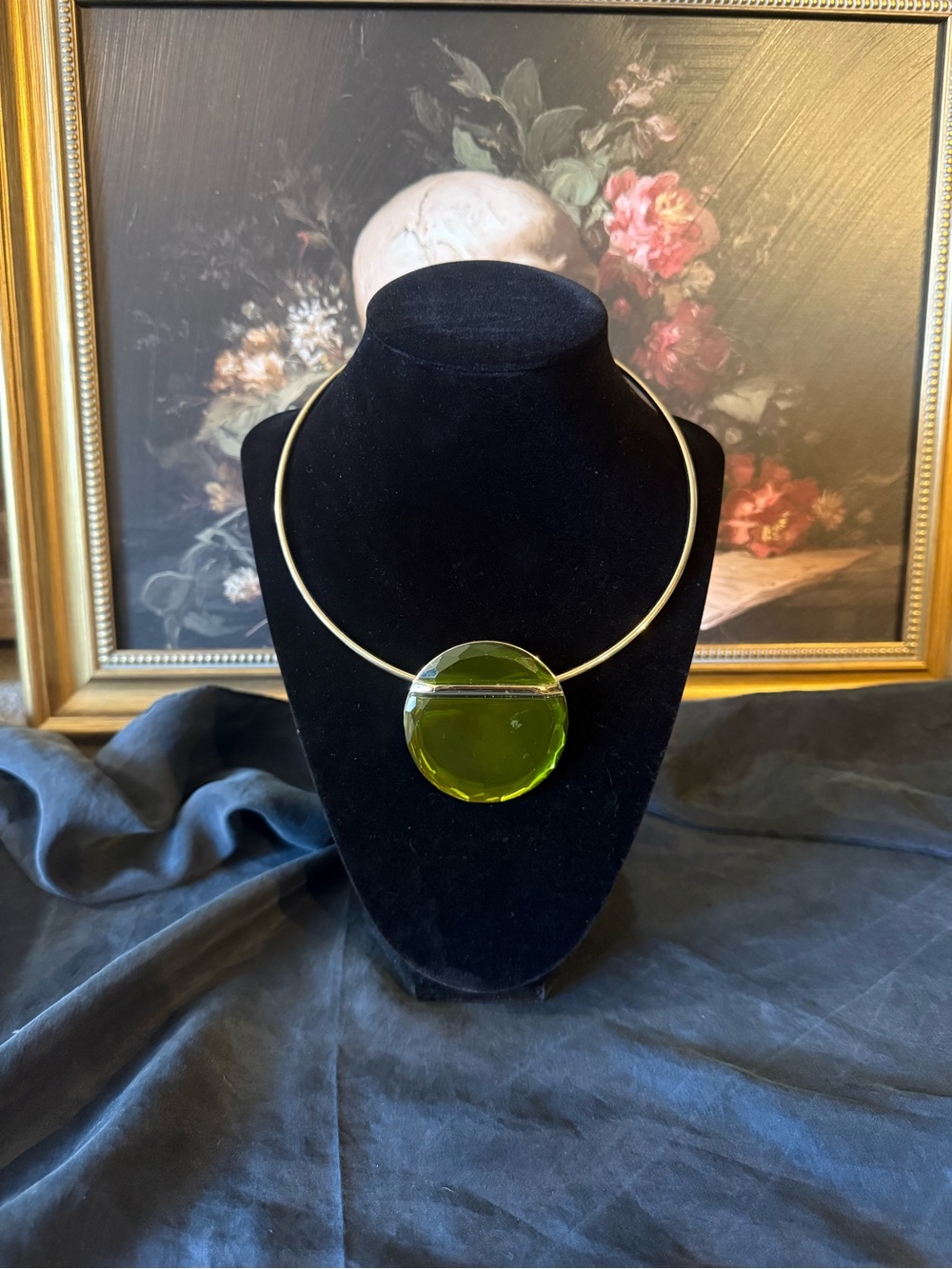 ALM SOHO Green Pendant Statement Collar